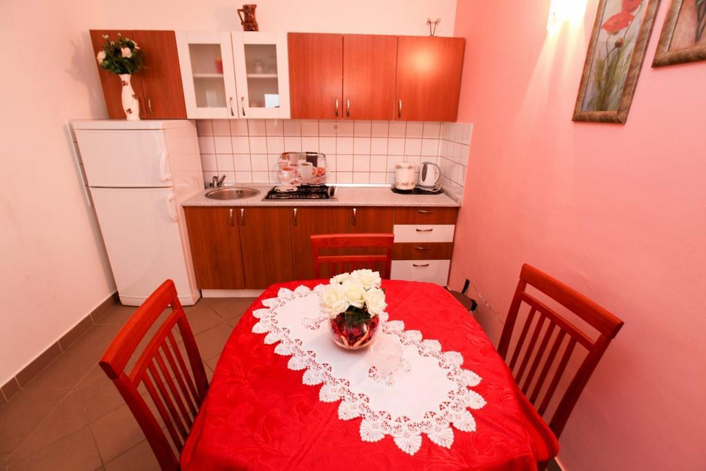 Apartments Franc Povljana Pokoj fotografie